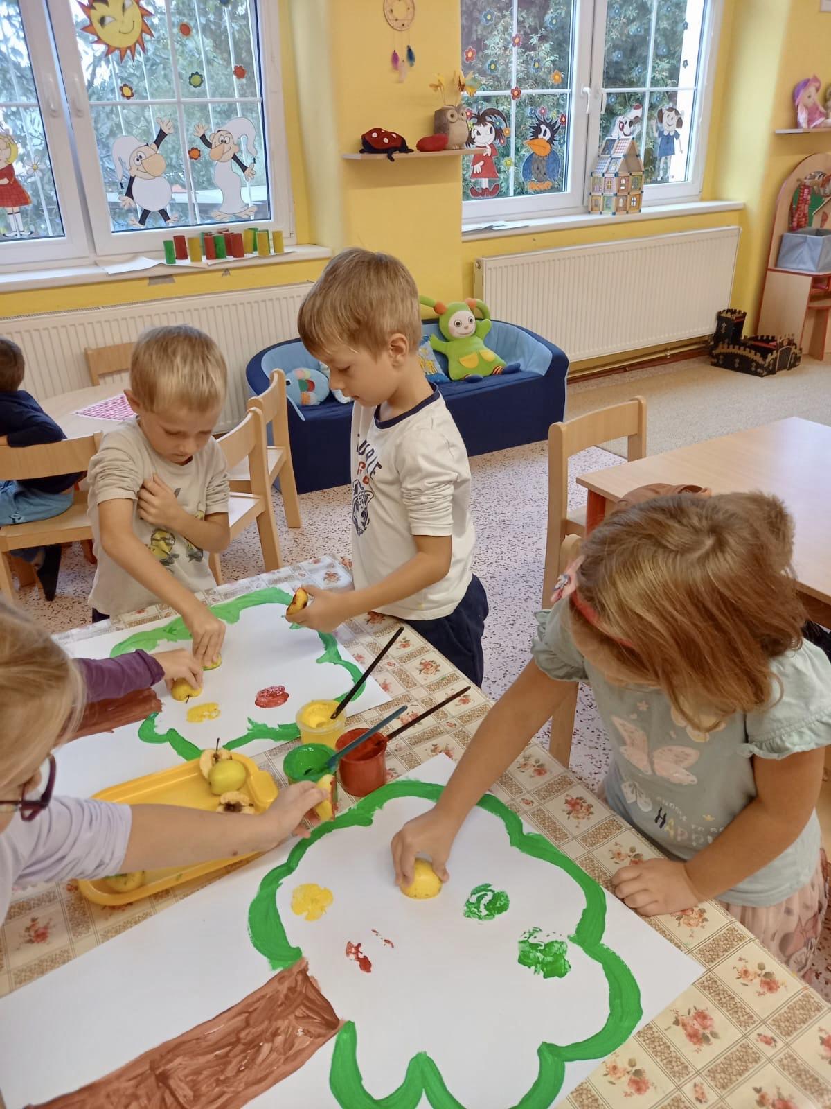 SOVIČKY: ,,ČAS JABLÍČKOVÉ VŮNĚ" - 15