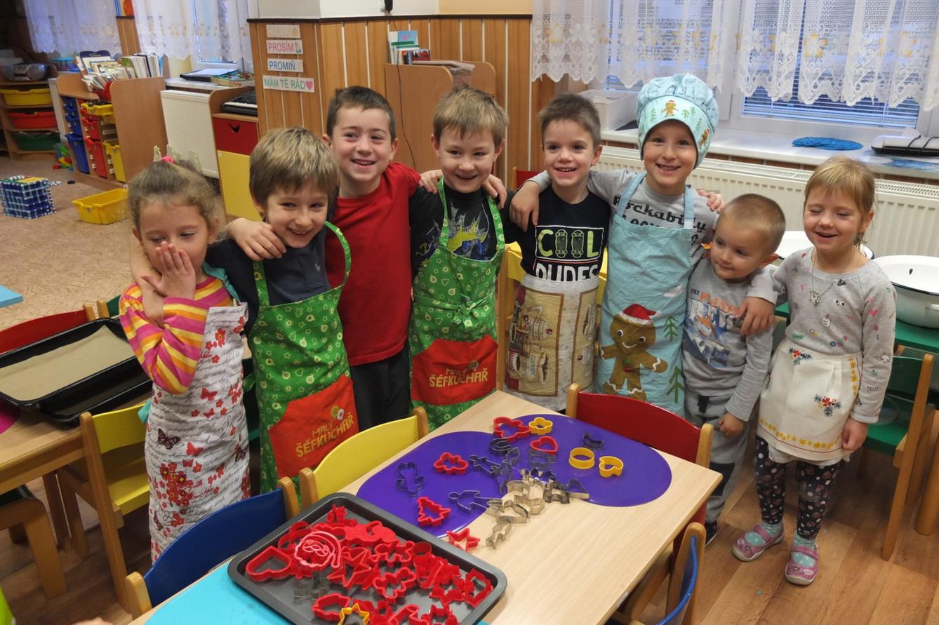 Pečení perníčků 27.11.2018 - 1