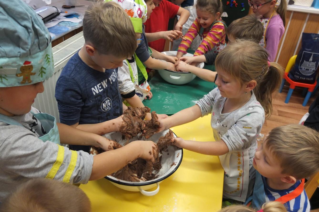 Pečení perníčků 27.11.2018 - 20