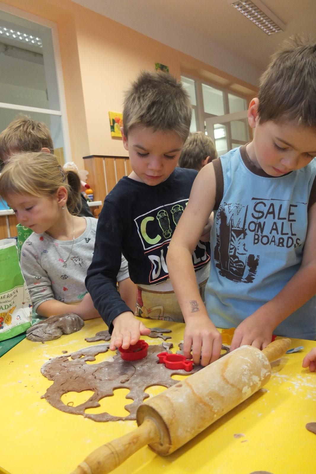 Pečení perníčků 27.11.2018 - 30