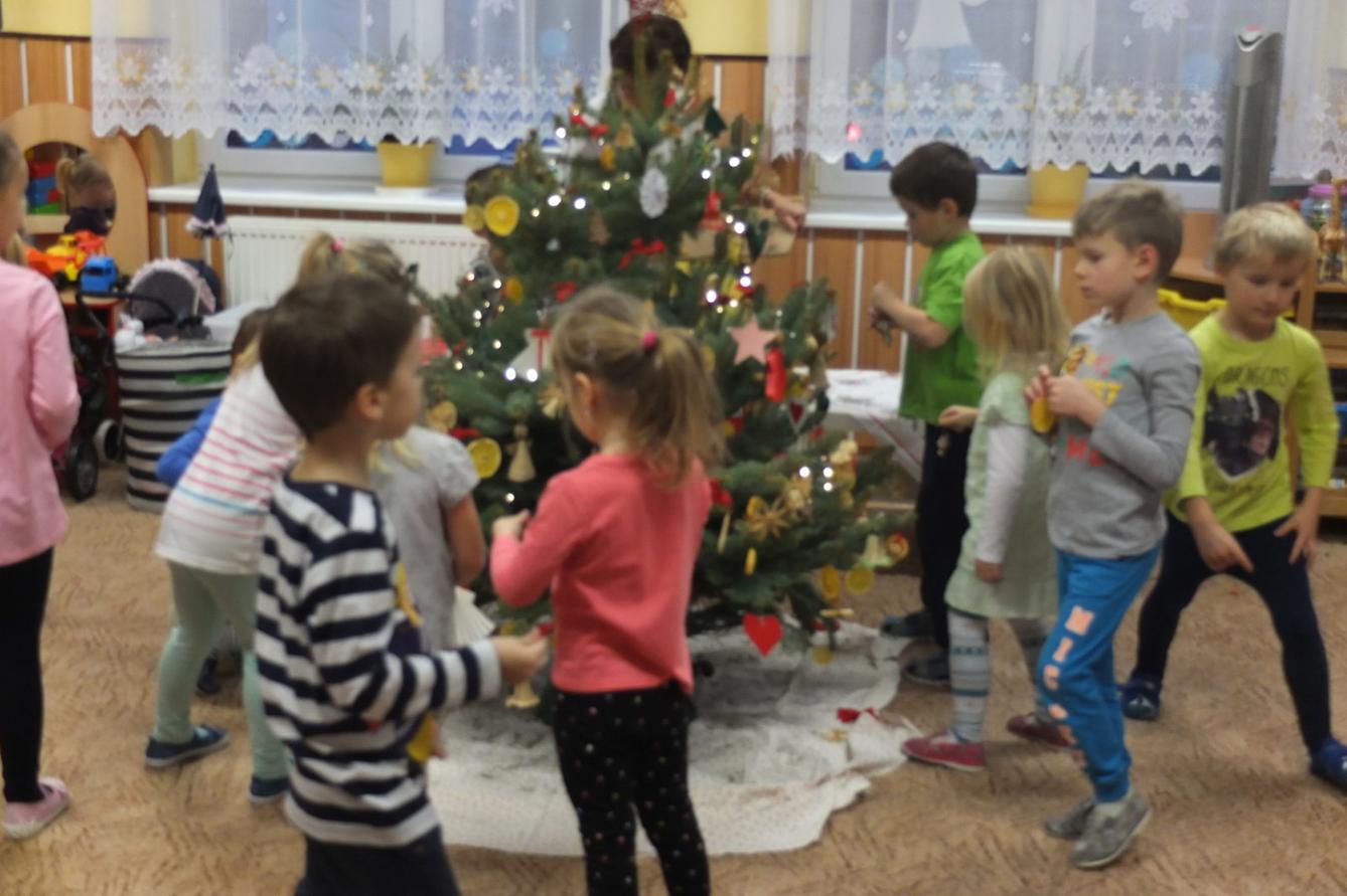 Strojení stromečku - 19