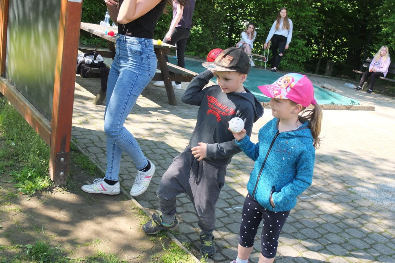 Hry s deváťáky - 5