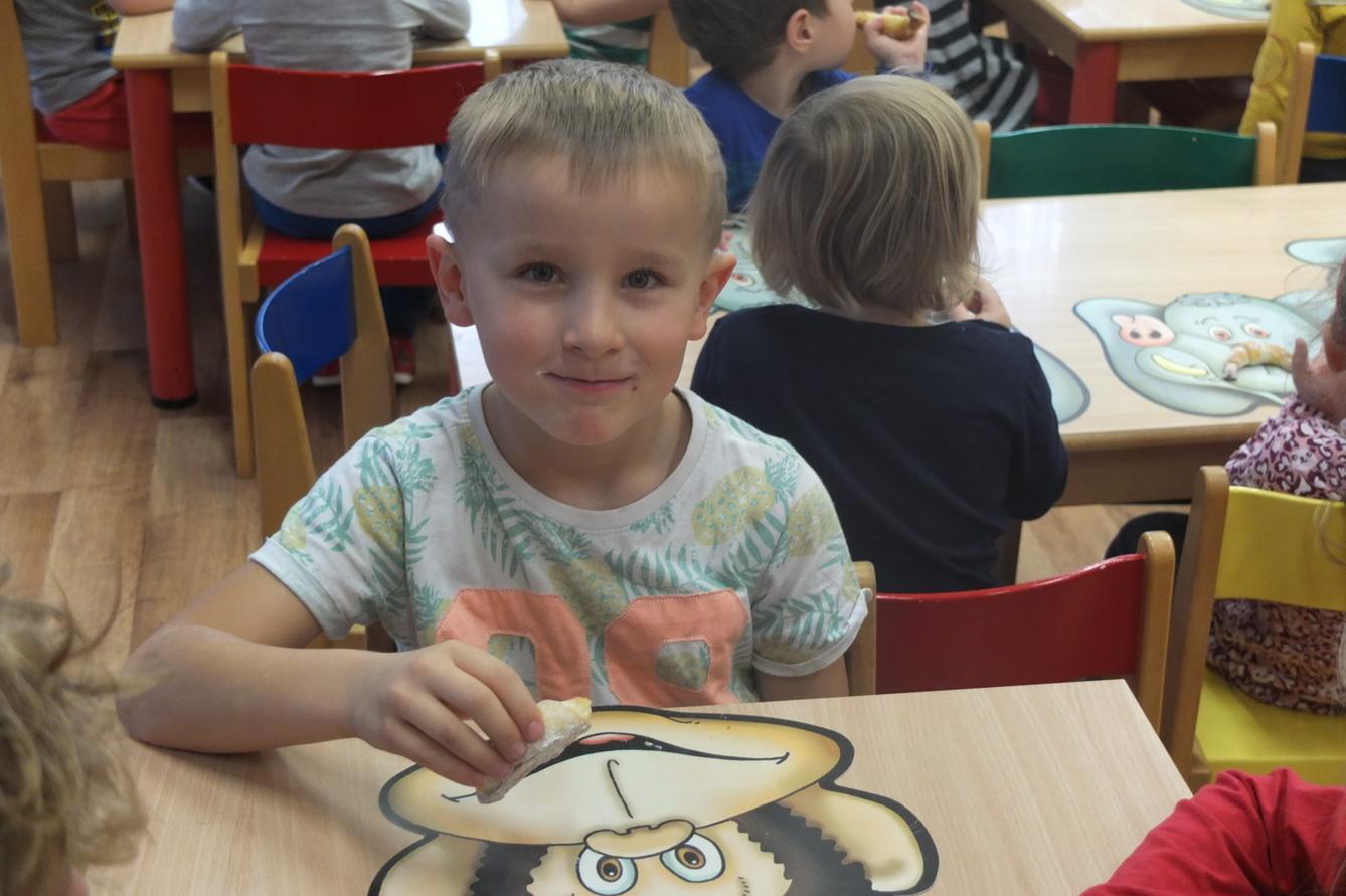 PEČENÍ SVATOMARTINSKÝCH ROHLÍČKŮ - 43