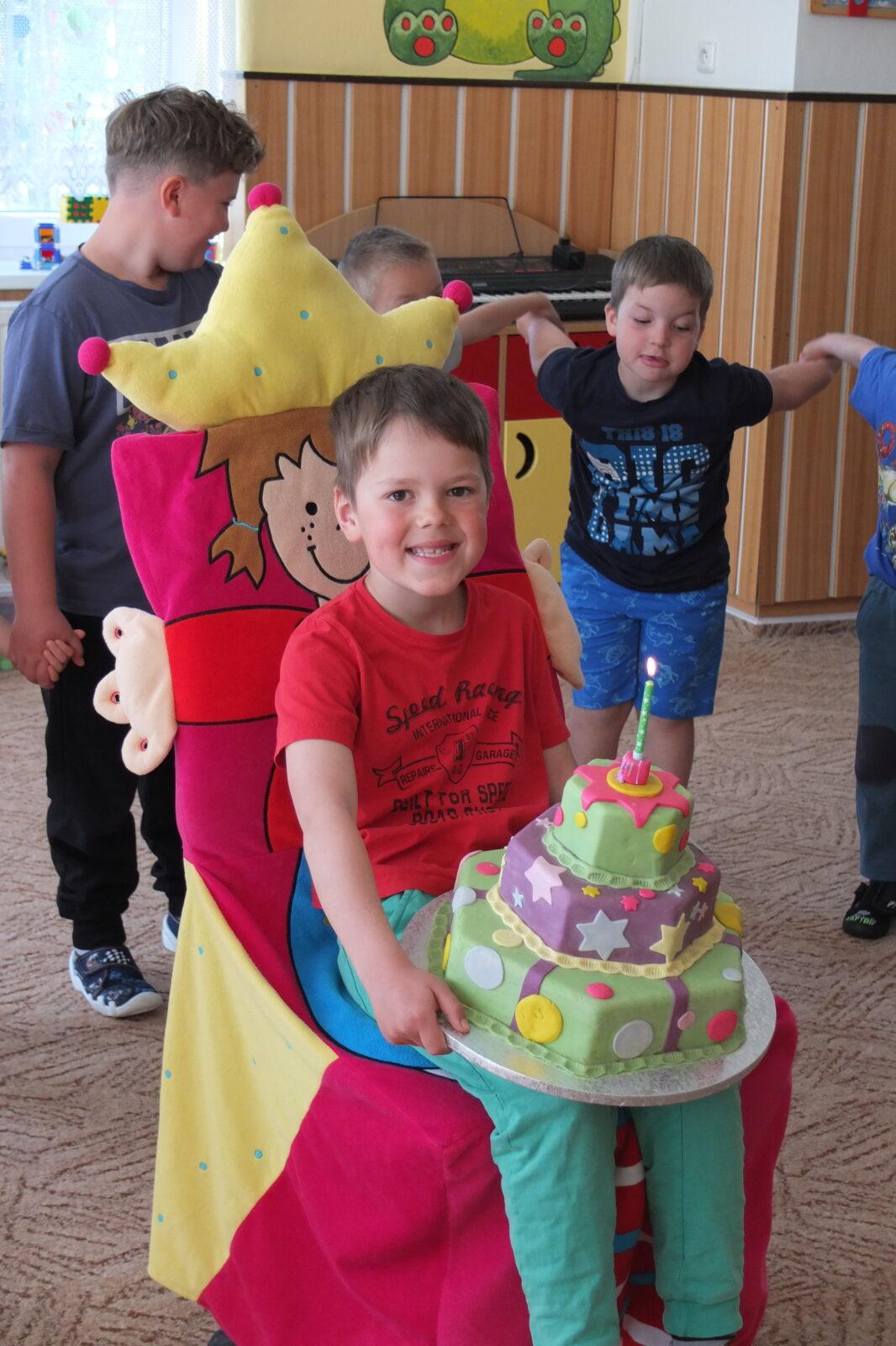 Danda má narozeniny! - 1