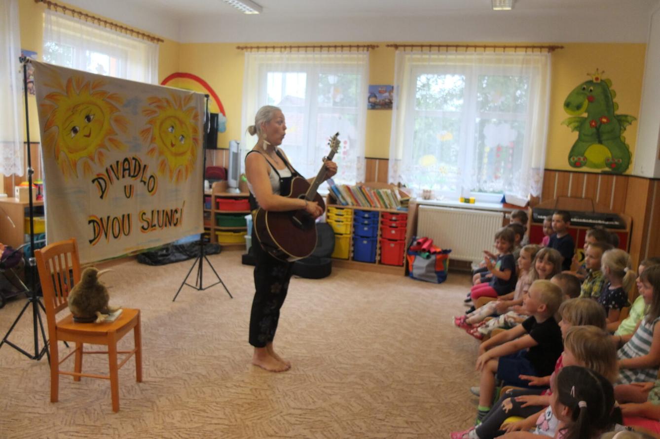 Divadlo U DVOU SLUNCÍ - 7