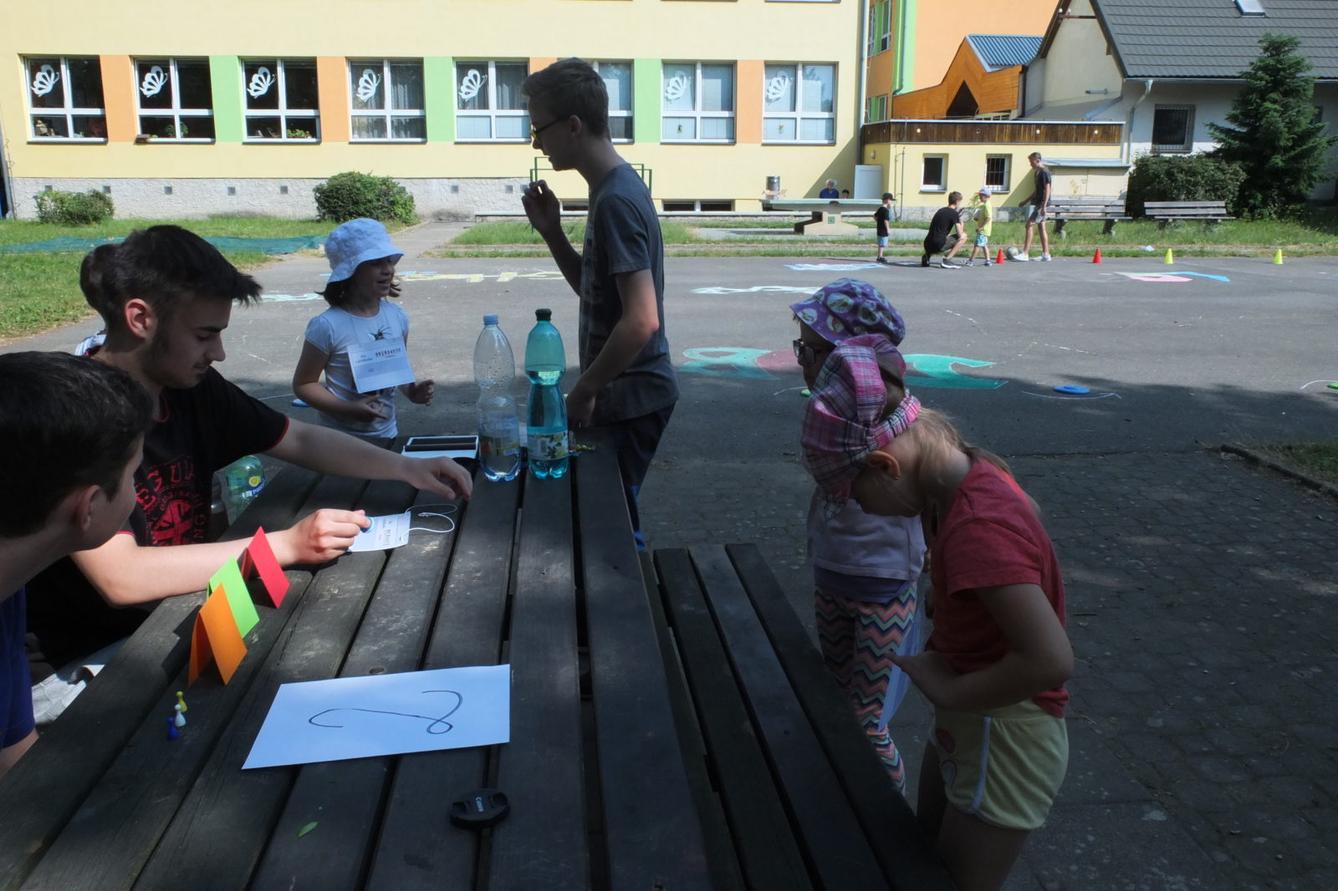 Hry s deváťáky - 4