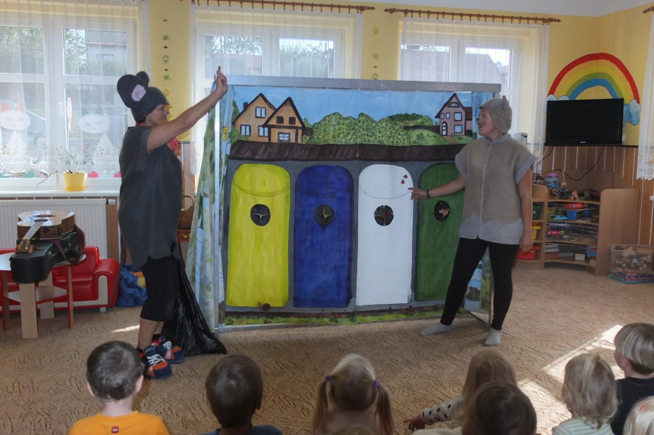 Divadlo "Myšák Pišta" - 5