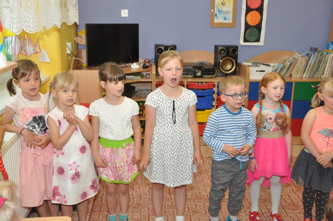 Besídka "Den maminek" - 30