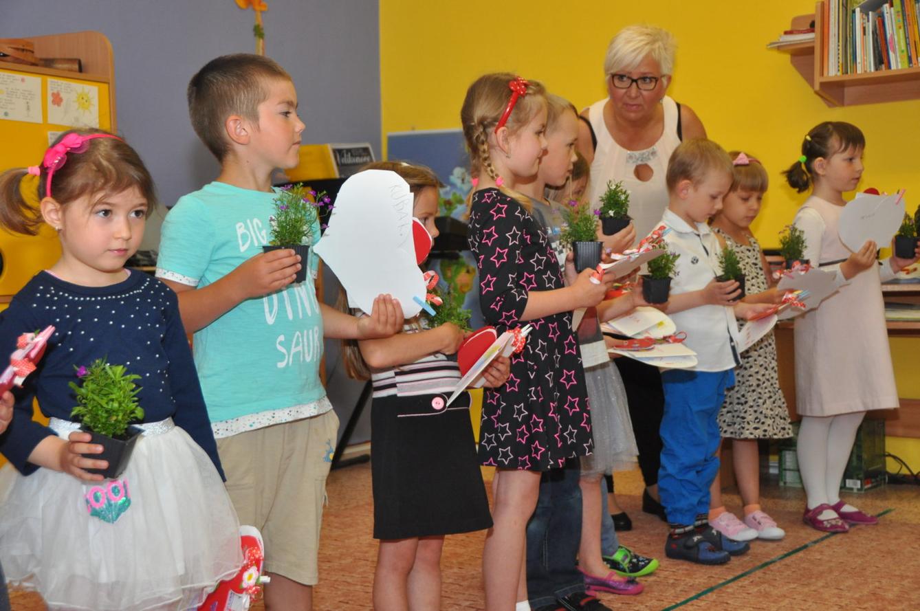 Besídka "Den maminek" - 44