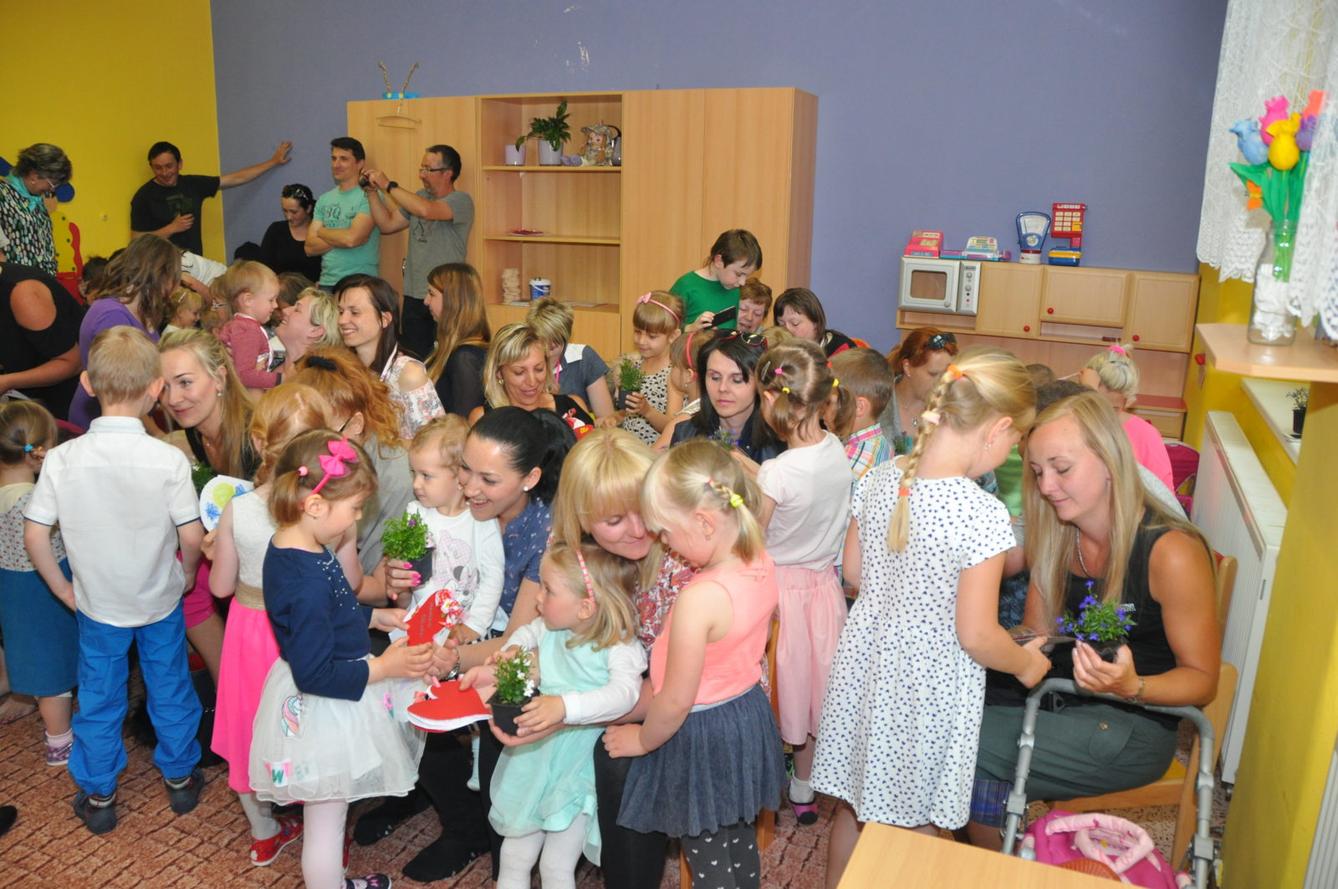 Besídka "Den maminek" - 51