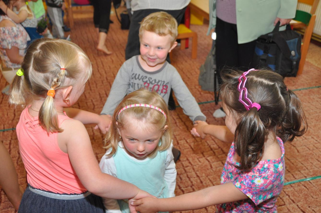 Besídka "Den maminek" - 59