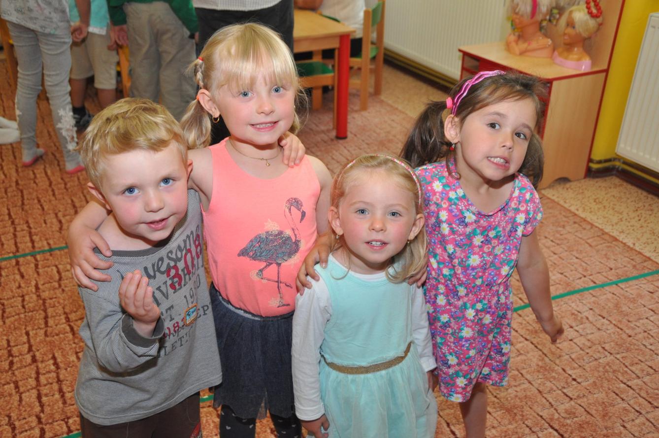 Besídka "Den maminek" - 61