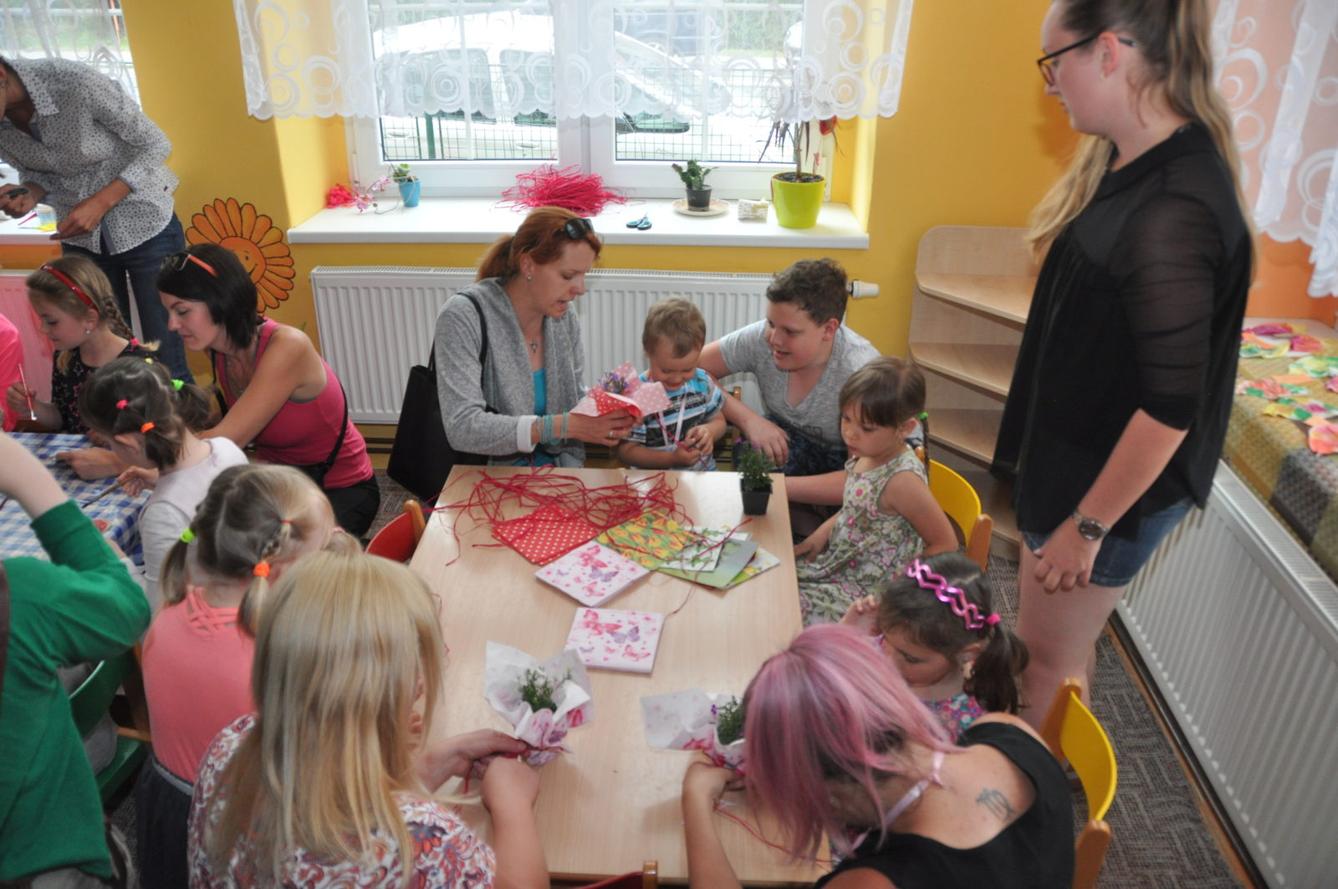 Besídka "Den maminek" - 63