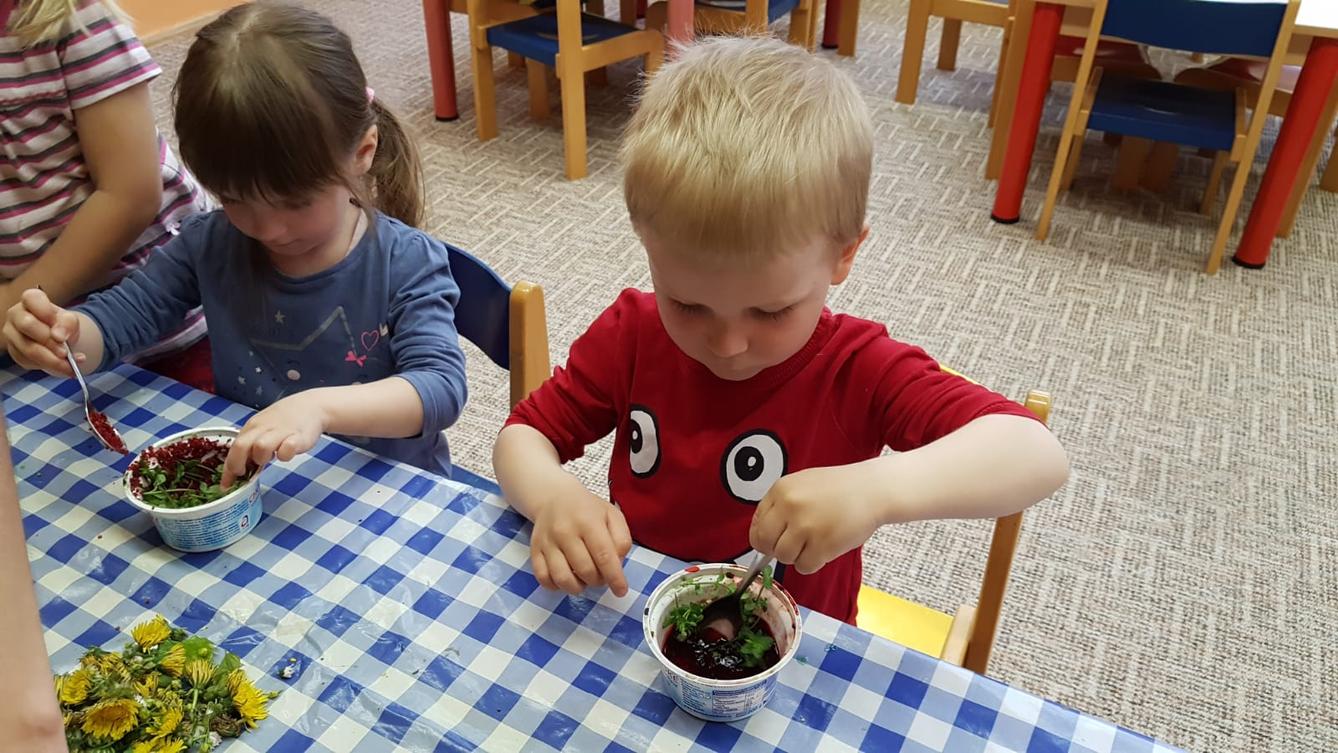 příprava na Čarodějnice u Broučků - 16