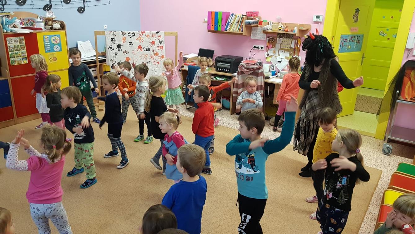 divadýlko "Čertík Lumpík" - 10