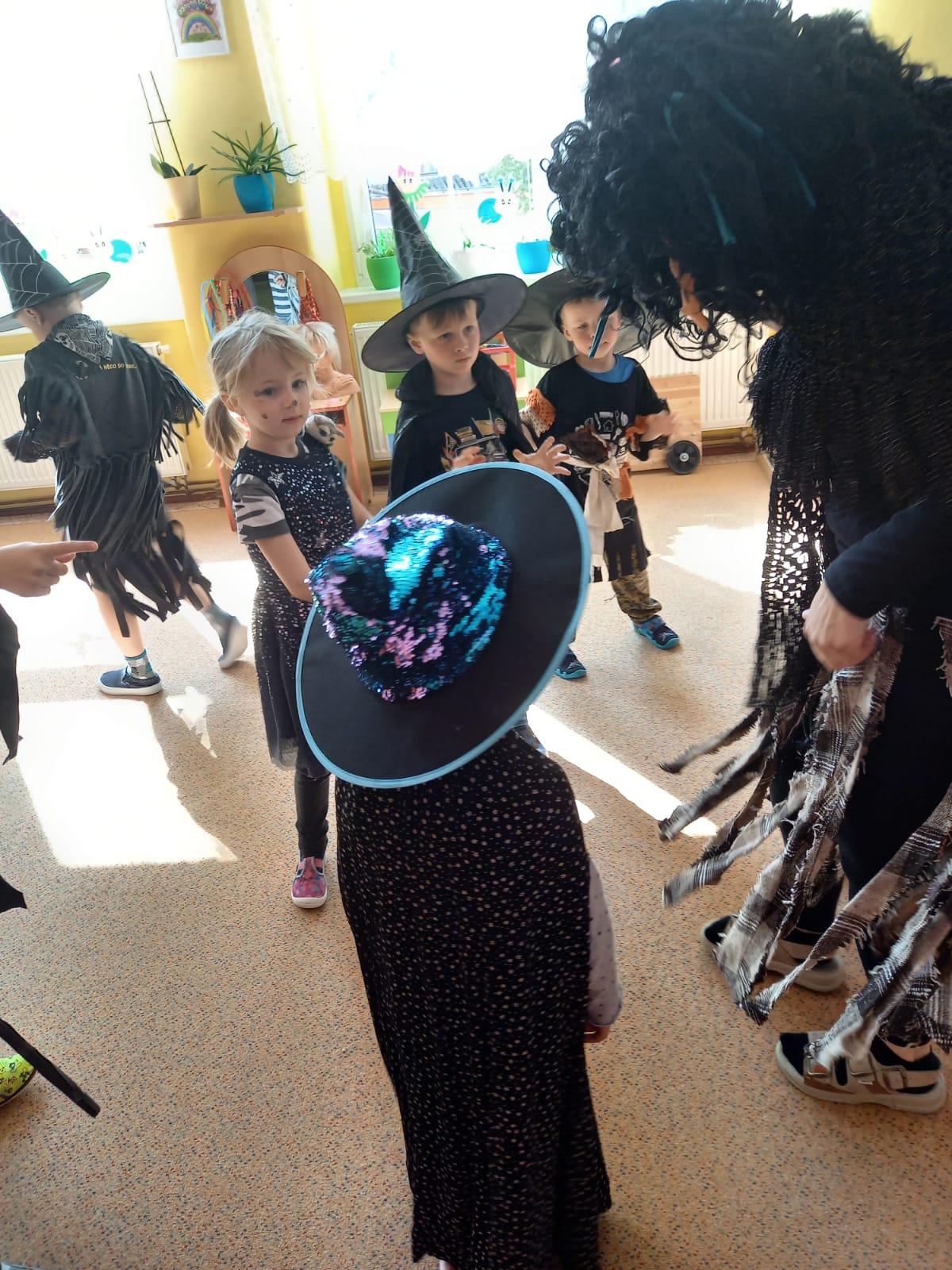 Čarodějnický rej v MŠ :-) - 2