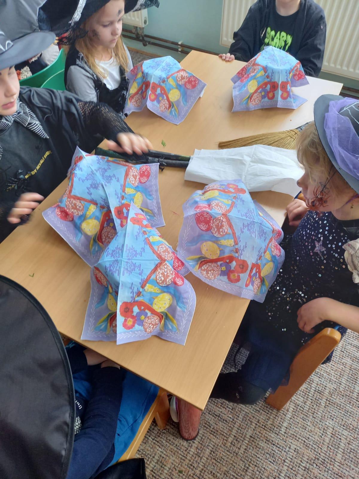 Čarodějnický rej v MŠ :-) - 13