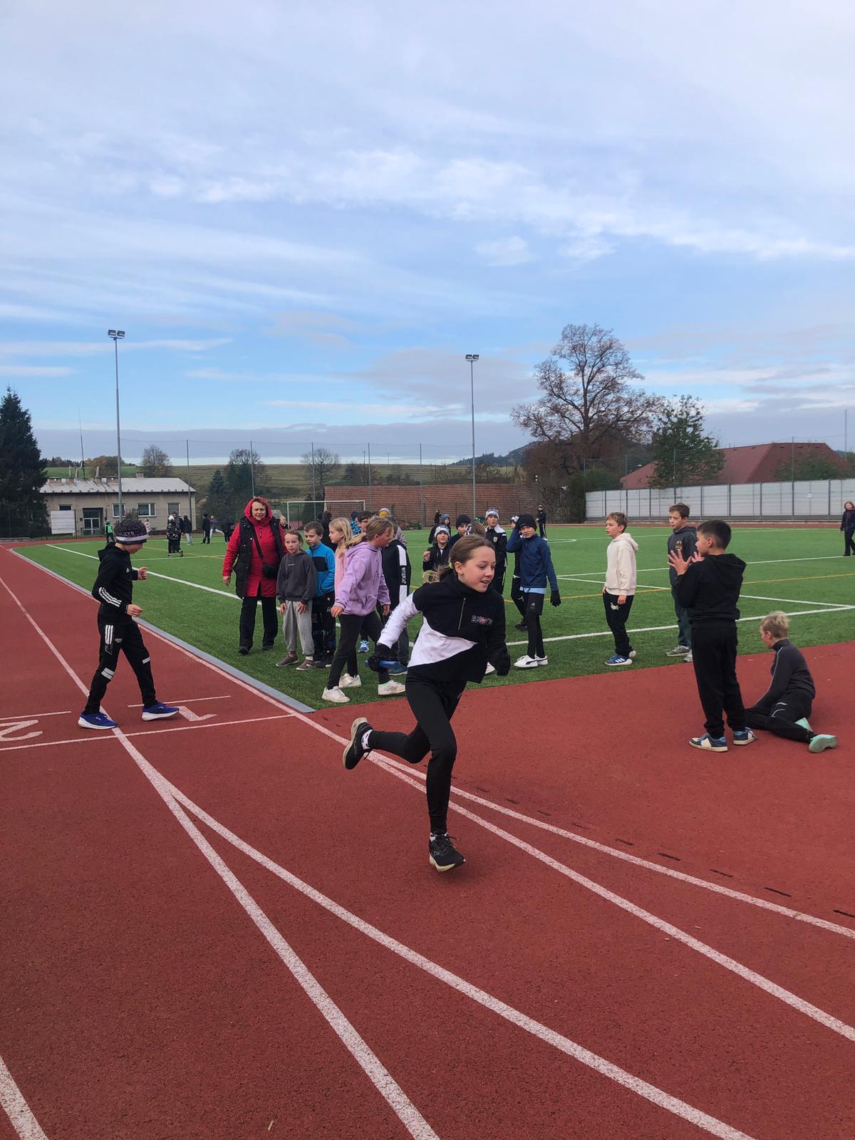 Běh Emila Zátopka 4. + 5. třída - 11