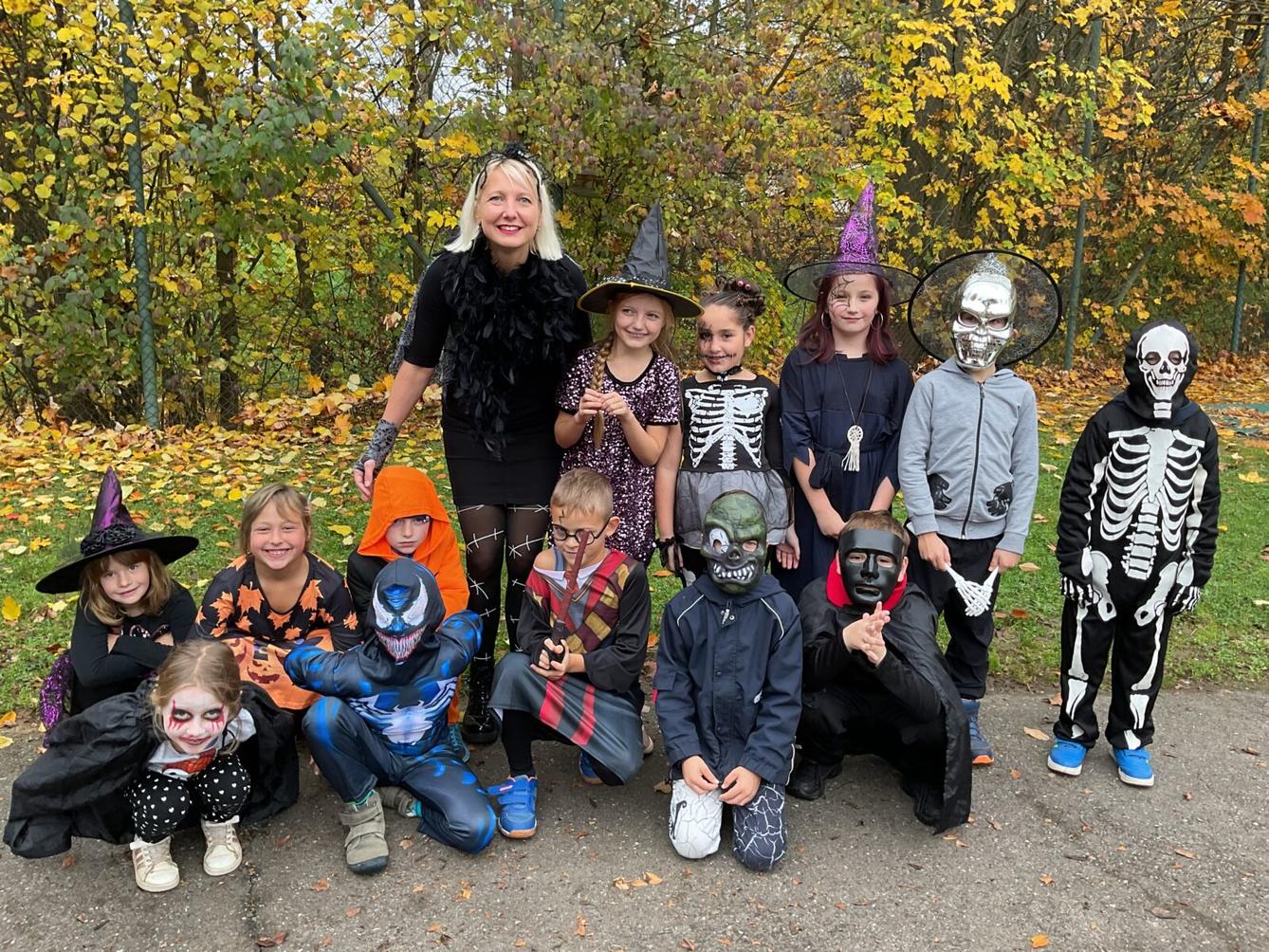 HALLOWEENSKÝ DEN - 10