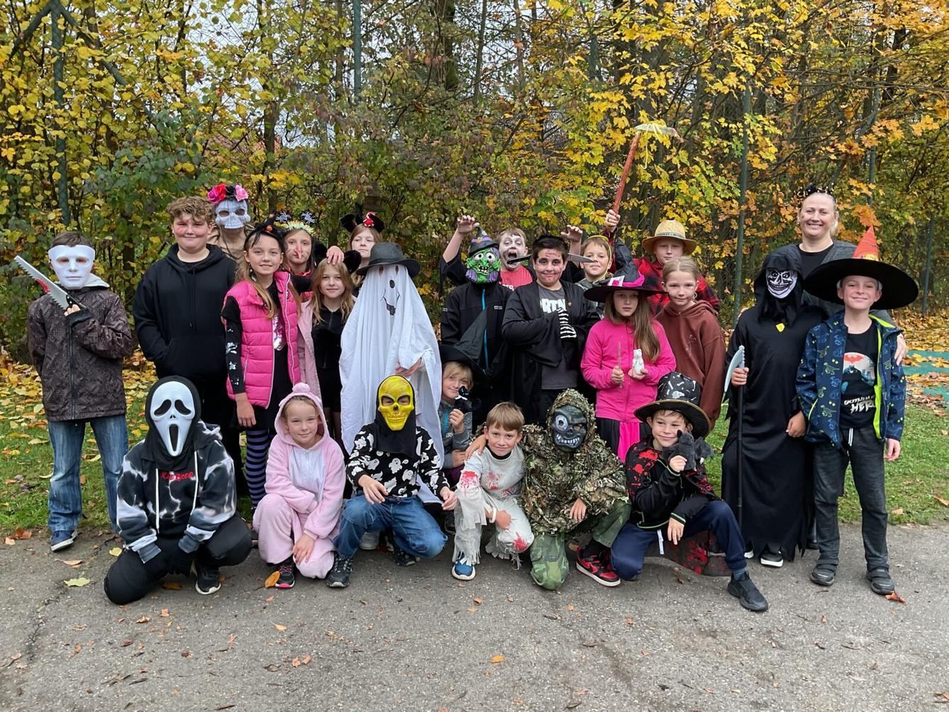 HALLOWEENSKÝ DEN - 13