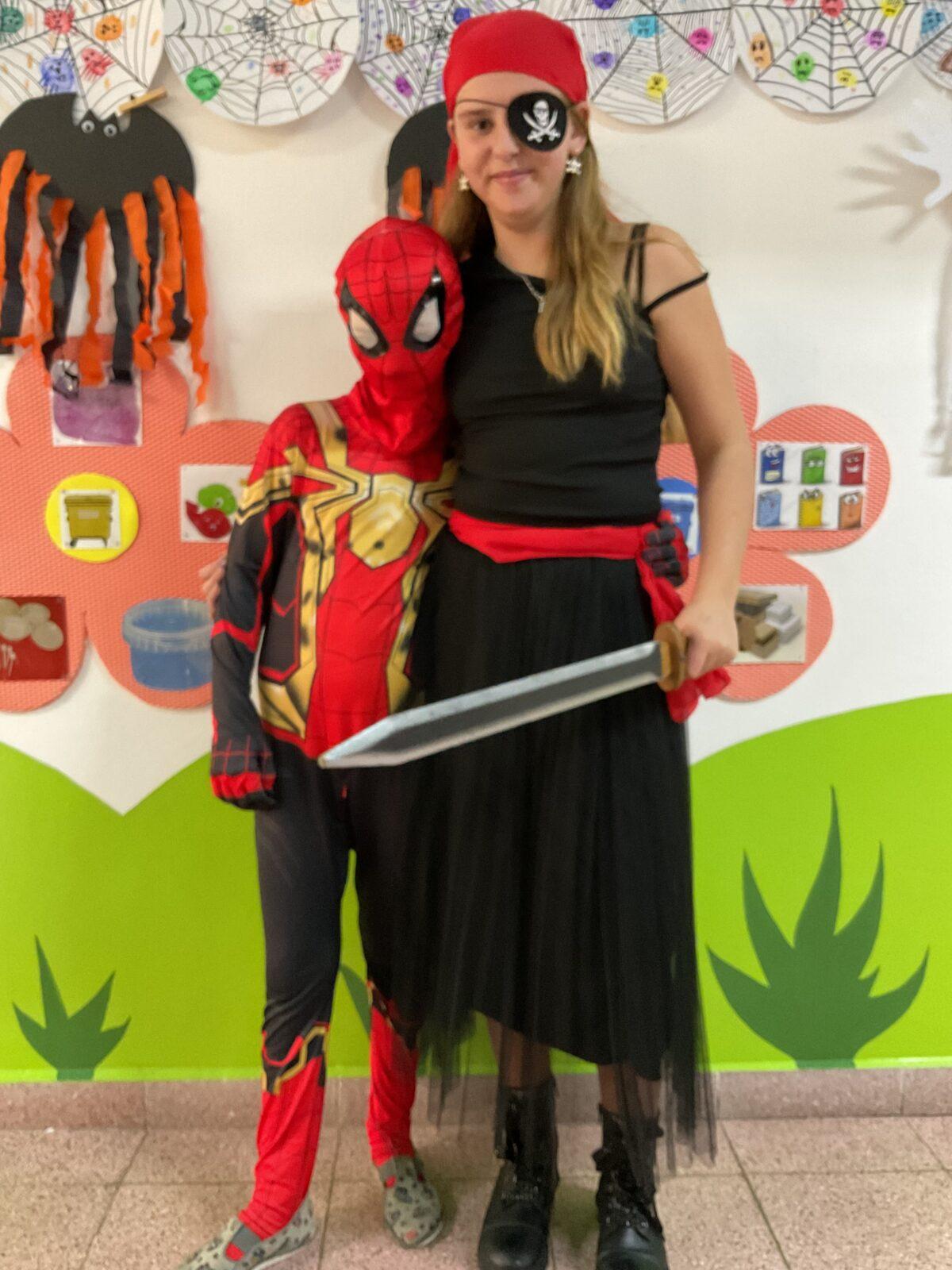 HALLOWEENSKÝ DEN - 16