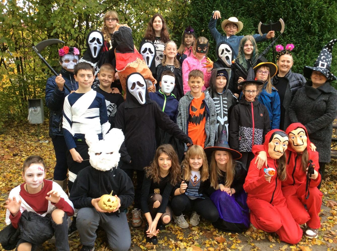 HALLOWEENSKÝ DEN - 16