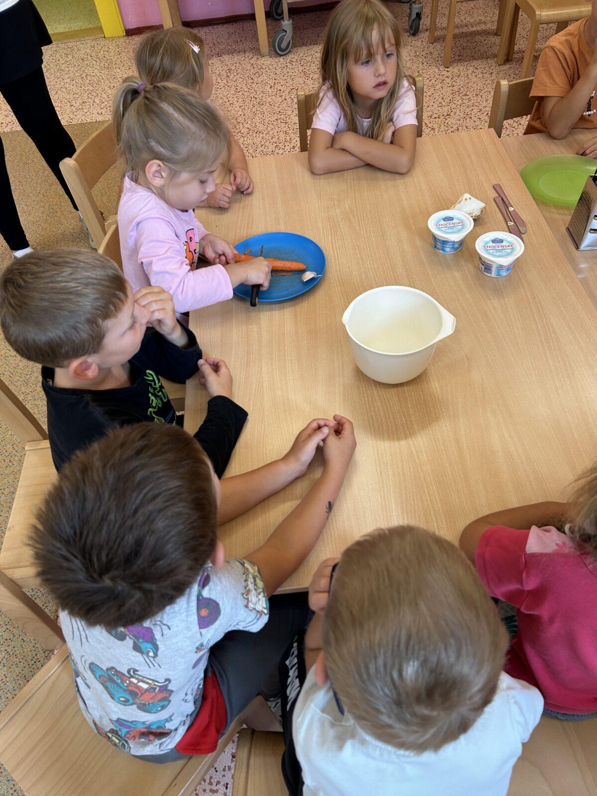 SOVIČKY: PRVNÍ SPOLEČNÉ DNY - 2