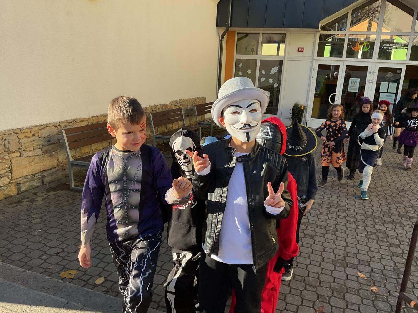 HALLOWEENSKÝ DEN - 6