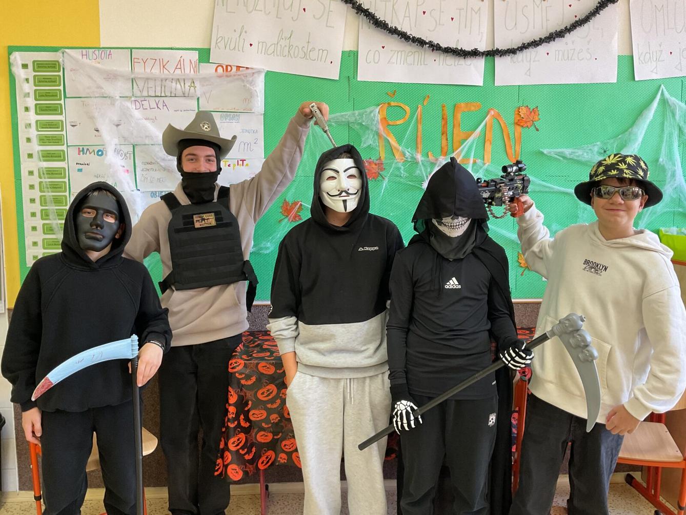 HALLOWEENSKÝ DEN - 17