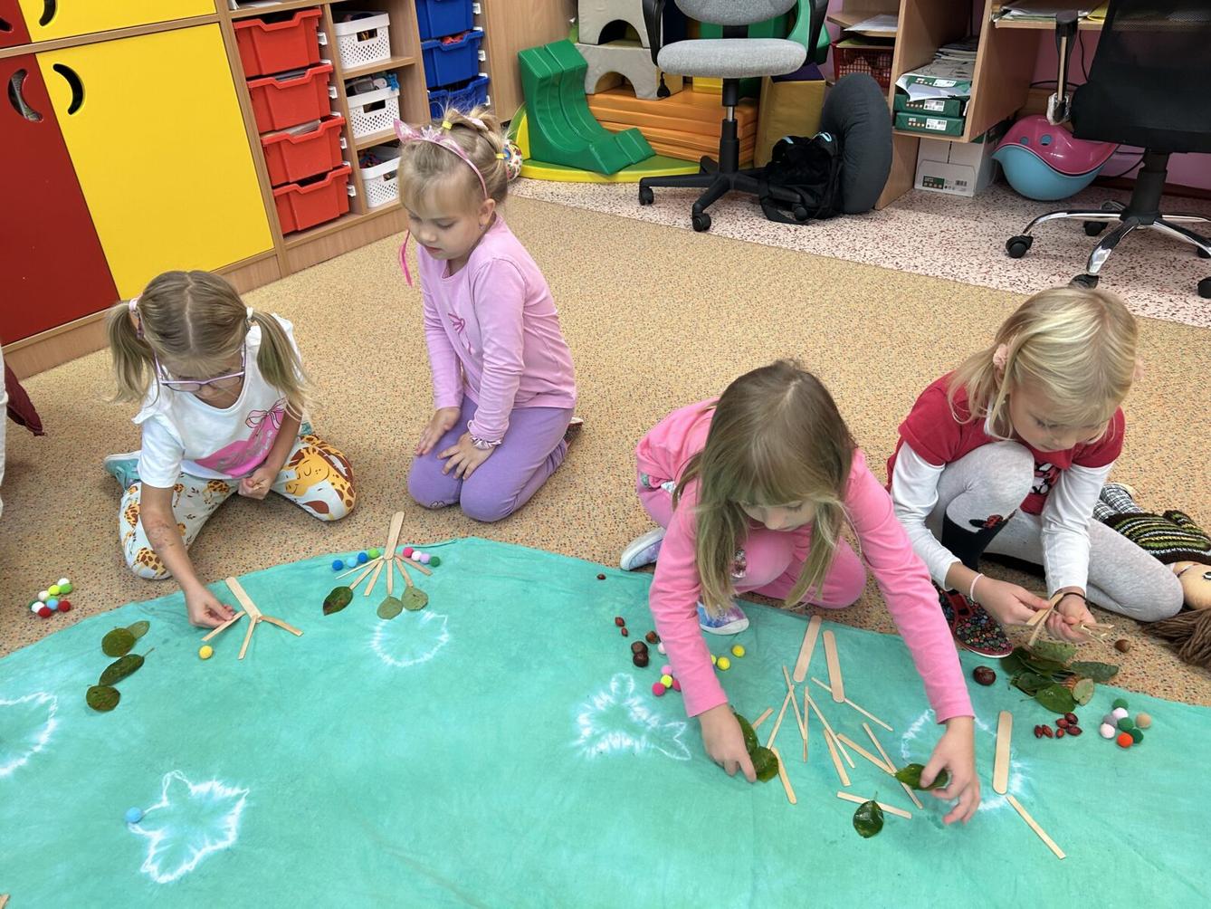 SOVIČKY: ČAS JABLÍČKOVÉ VŮNĚ - 19