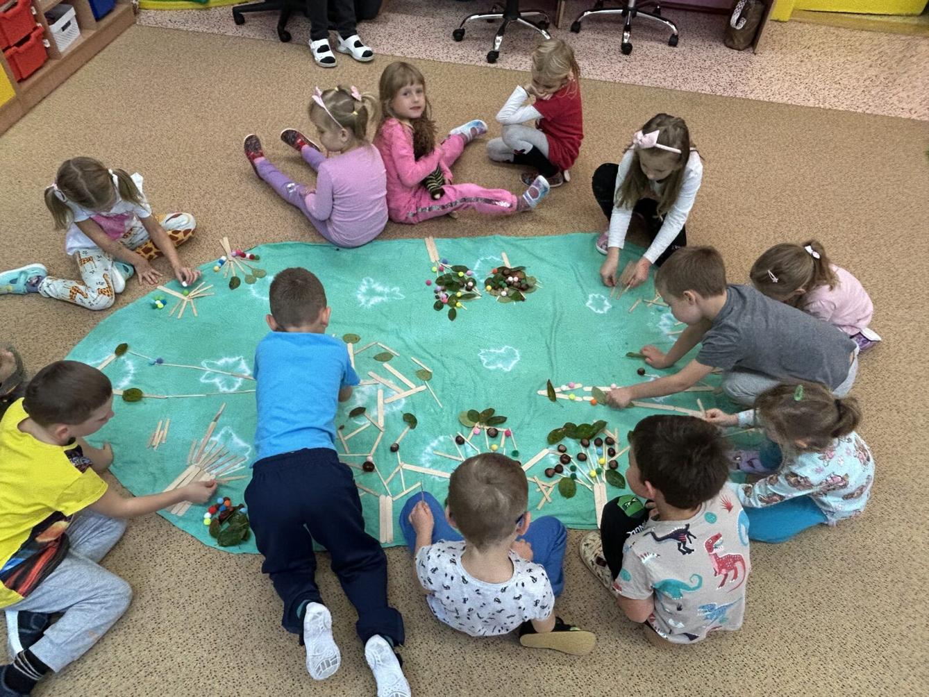 SOVIČKY: ČAS JABLÍČKOVÉ VŮNĚ - 25