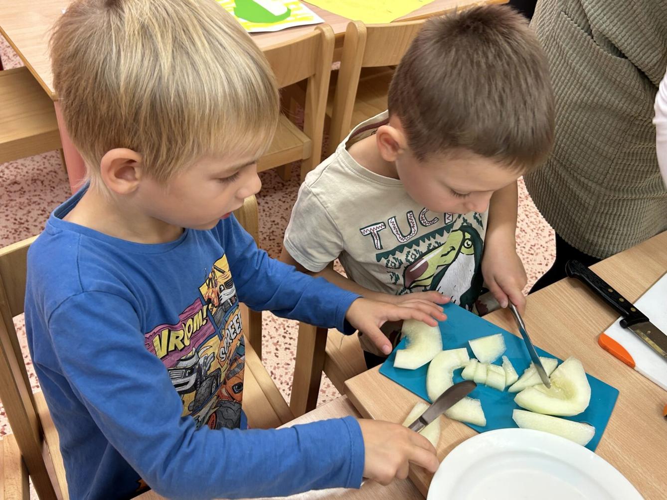 SOVIČKY: ČAS JABLÍČKOVÉ VŮNĚ - 39