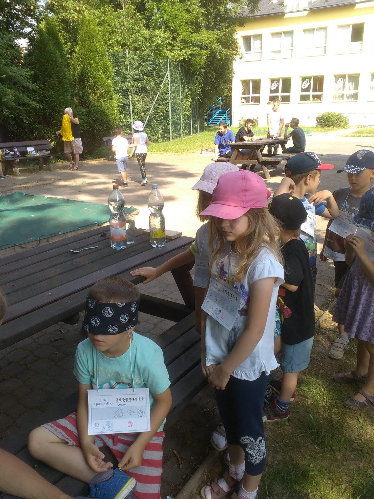 Návštěva předškoláků u deváťáků ve škole - 35