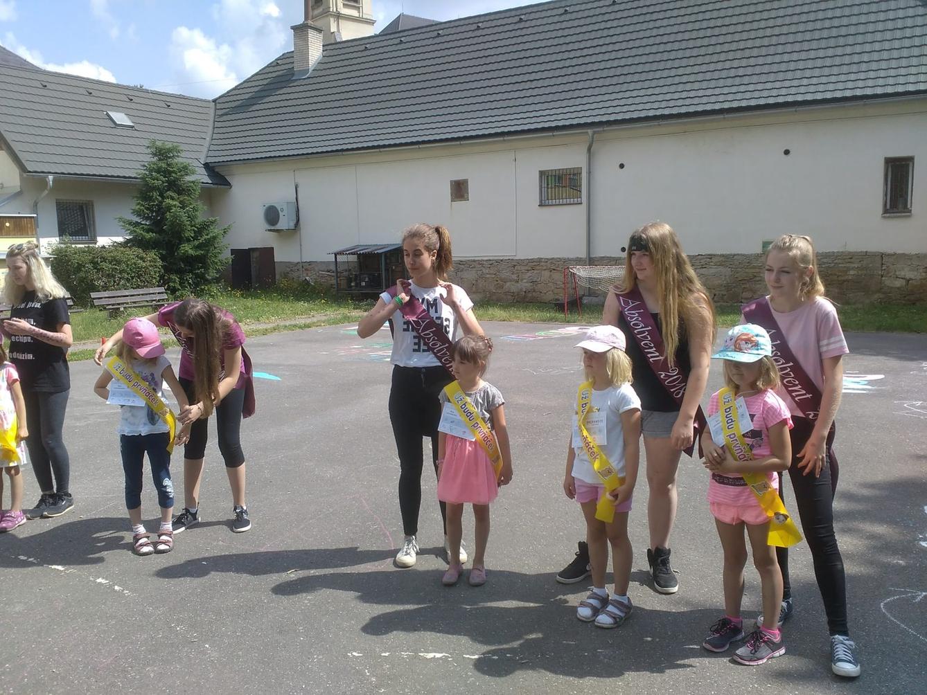 Návštěva předškoláků u deváťáků ve škole - 54