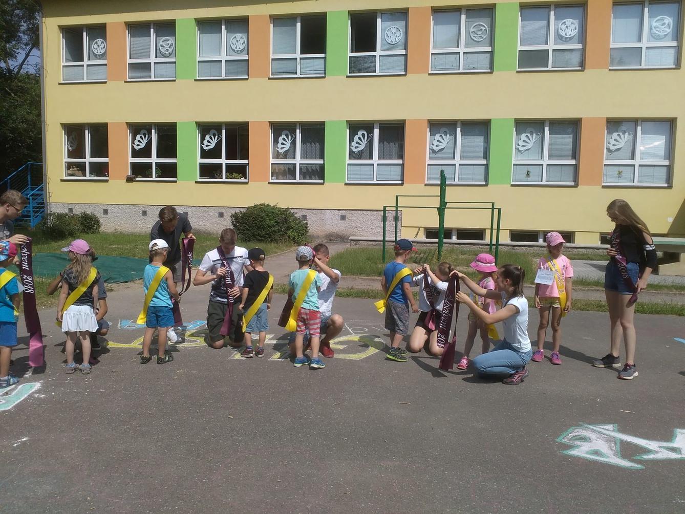 Návštěva předškoláků u deváťáků ve škole - 61