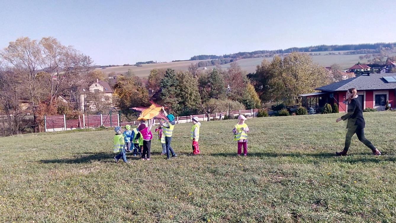 podzim u Klokánků I.- malujeme, tvoříme, hrajeme si - 52