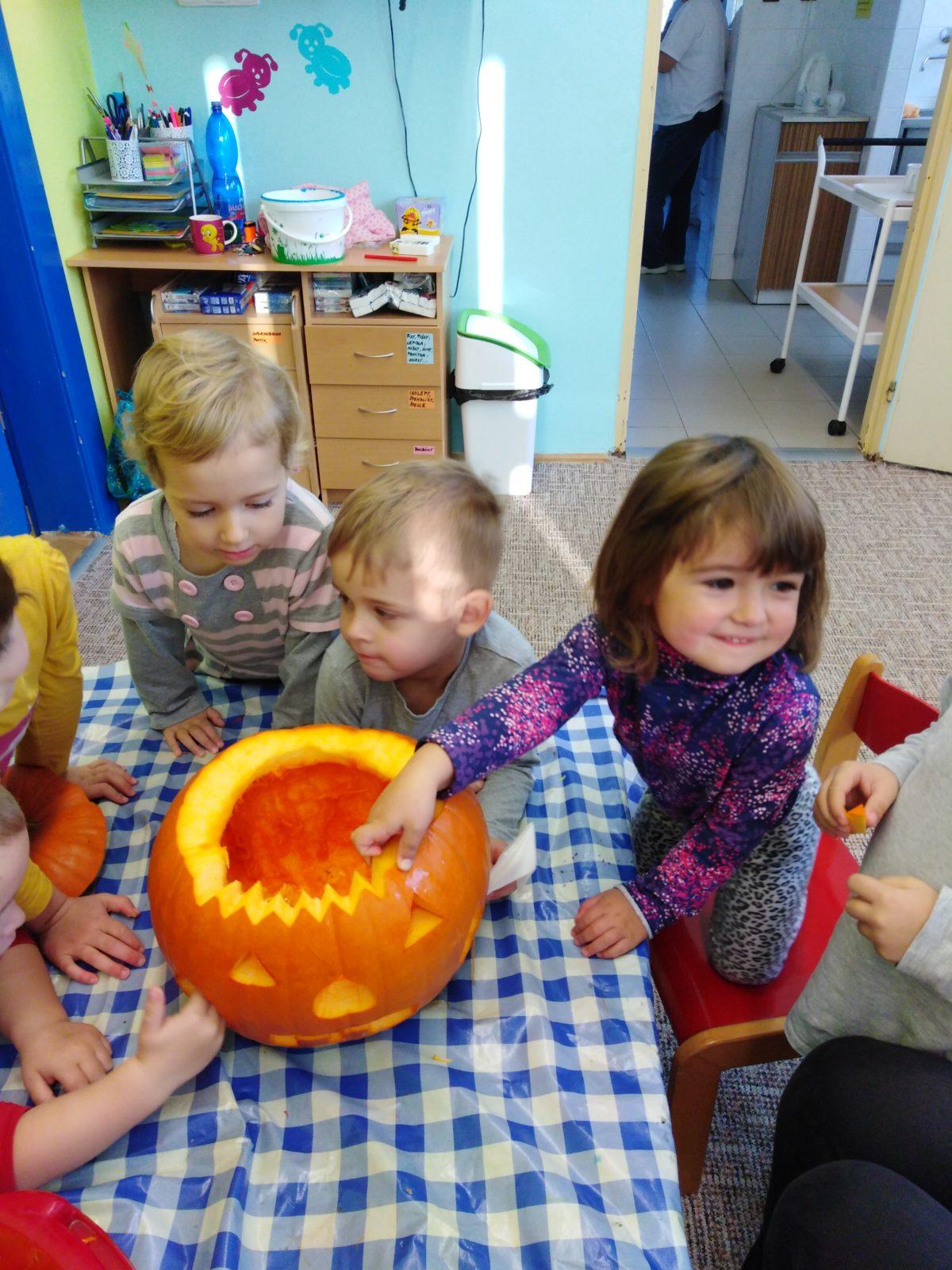 Broučci: "Dýňohrátky" - 38