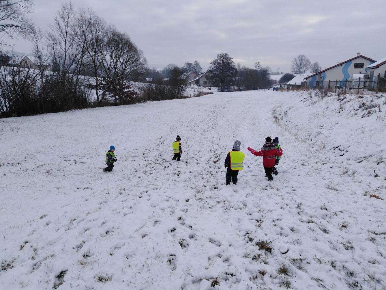Broučci: konečně sníh!!!:-) - 17
