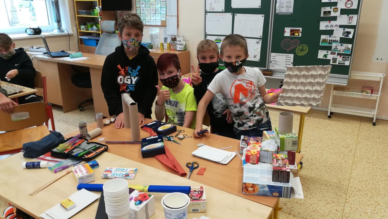 AKTIVITY VE 4.B - 11