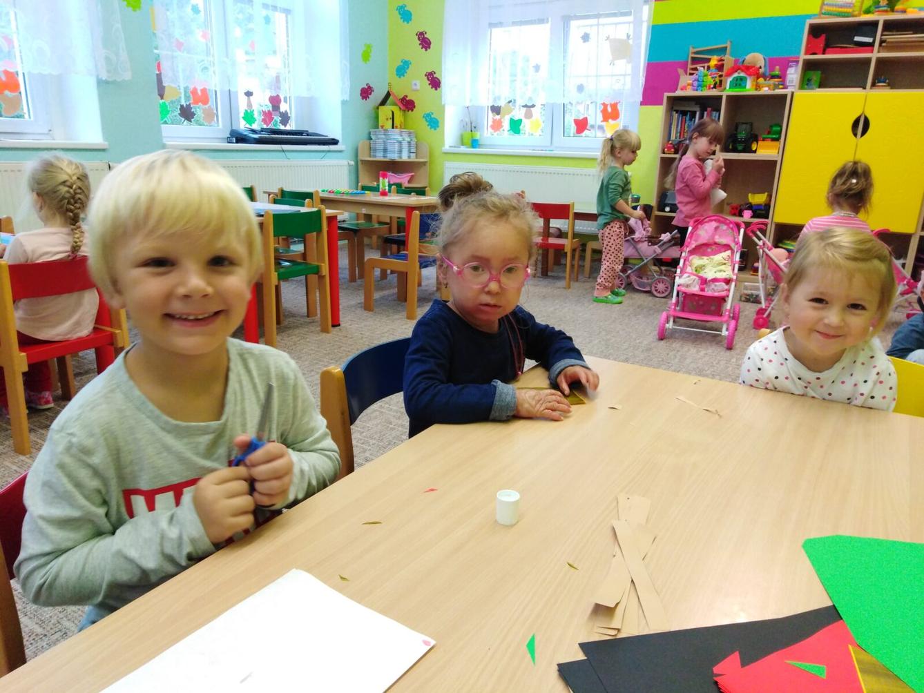 Broučci: pracujeme, vyrábíme - 4