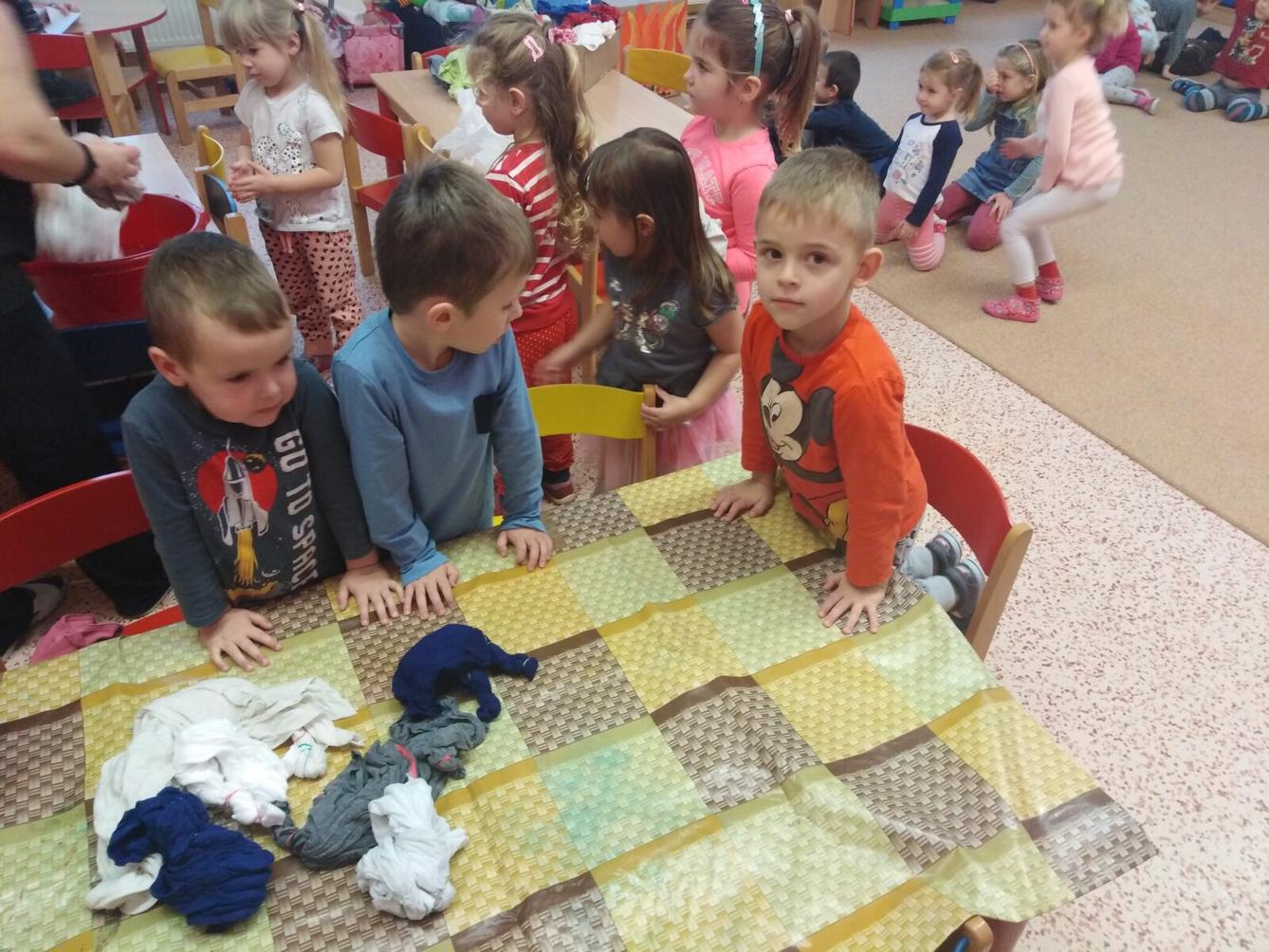 Výroba čertovských trik :-) - 8