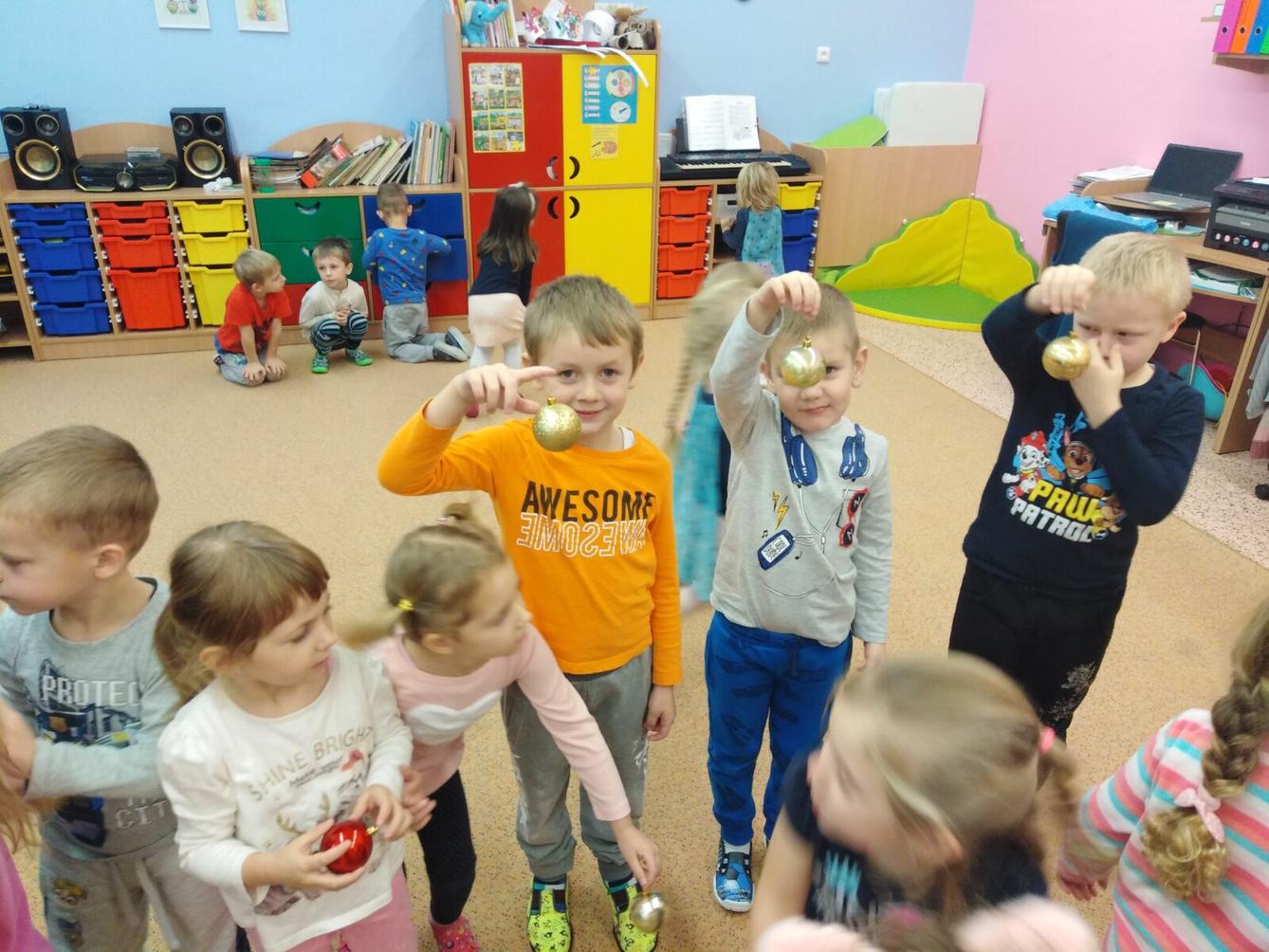 Zdobíme stromeček - 12