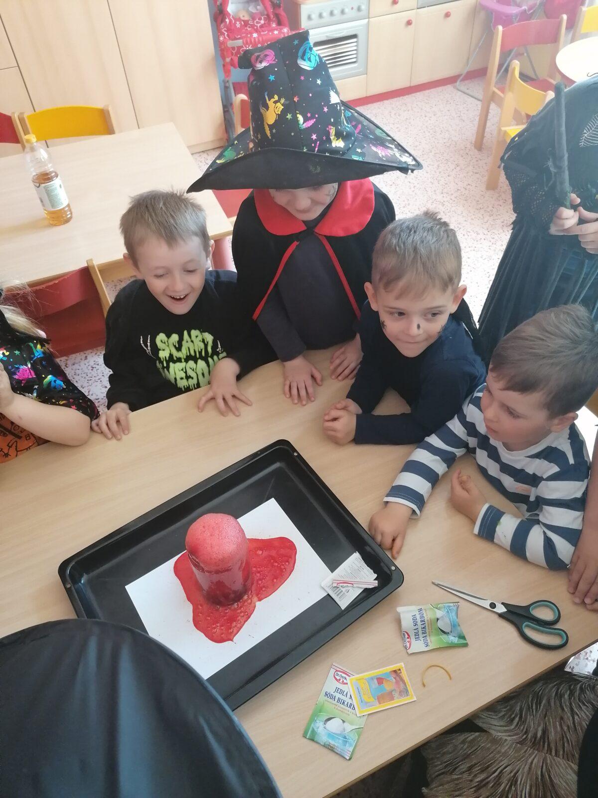 Čarodějnický rej v MŠ :-) - 69
