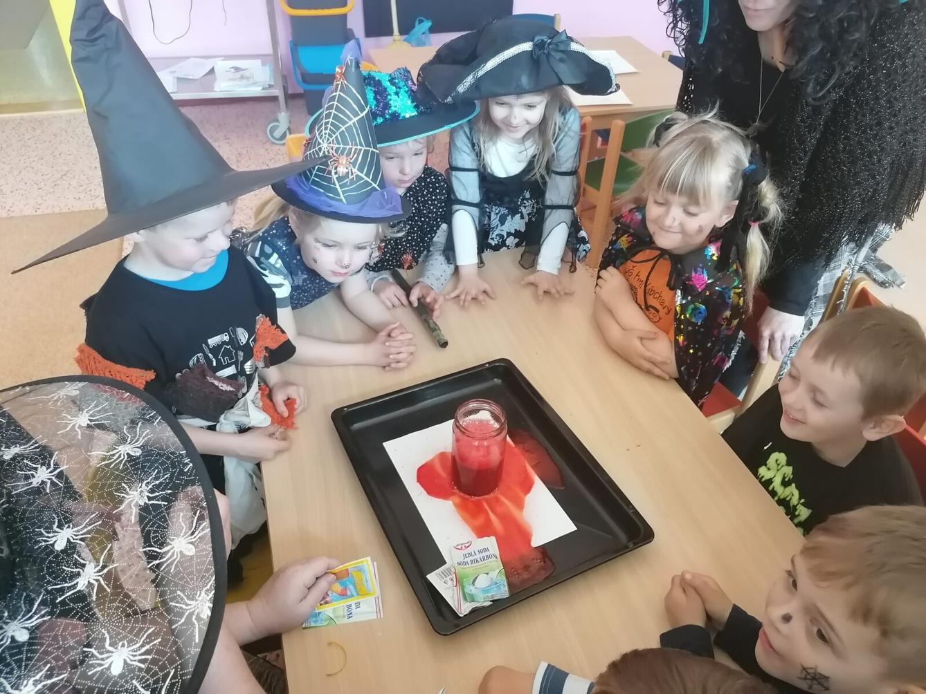 Čarodějnický rej v MŠ :-) - 71