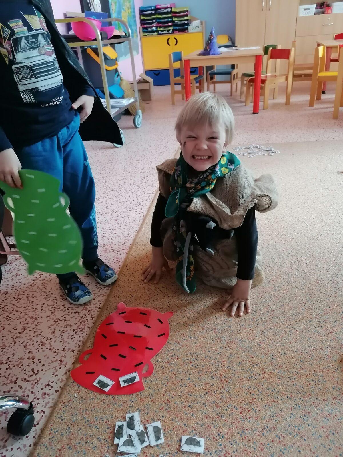 Čarodějnický rej v MŠ :-) - 74