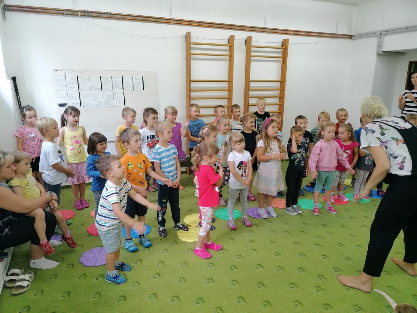 Divadélko "U DVOU SLUNCÍ" - 22