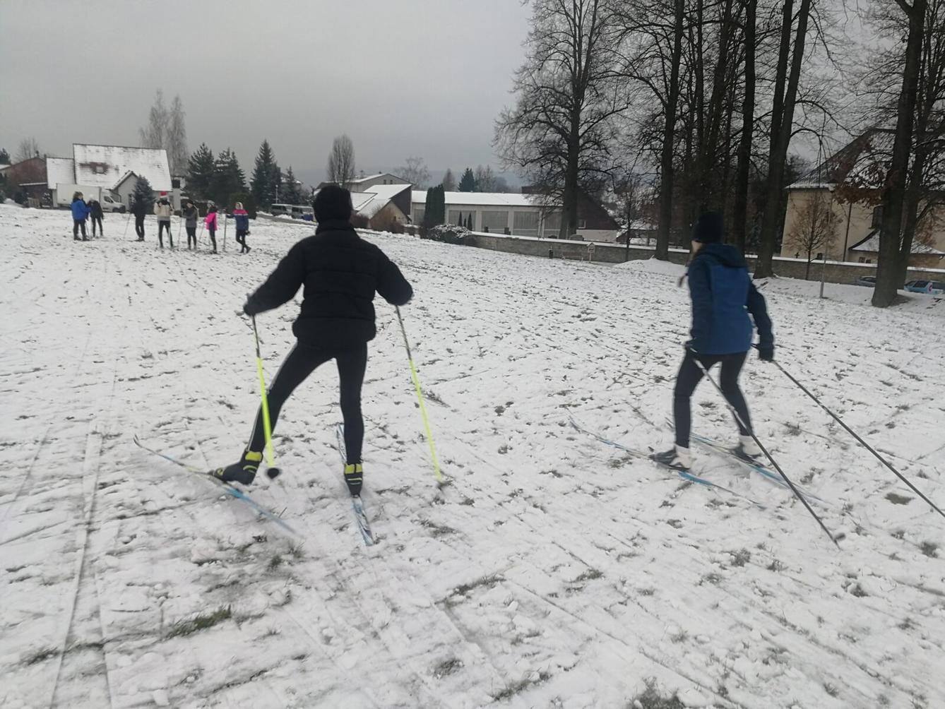 Děvčata na běžkách :) - 9