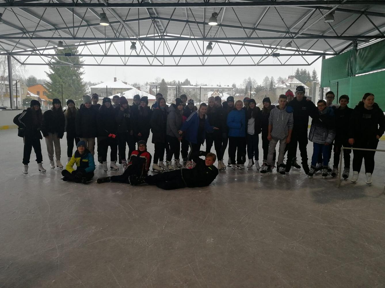 Tělocvik na bruslích - 1