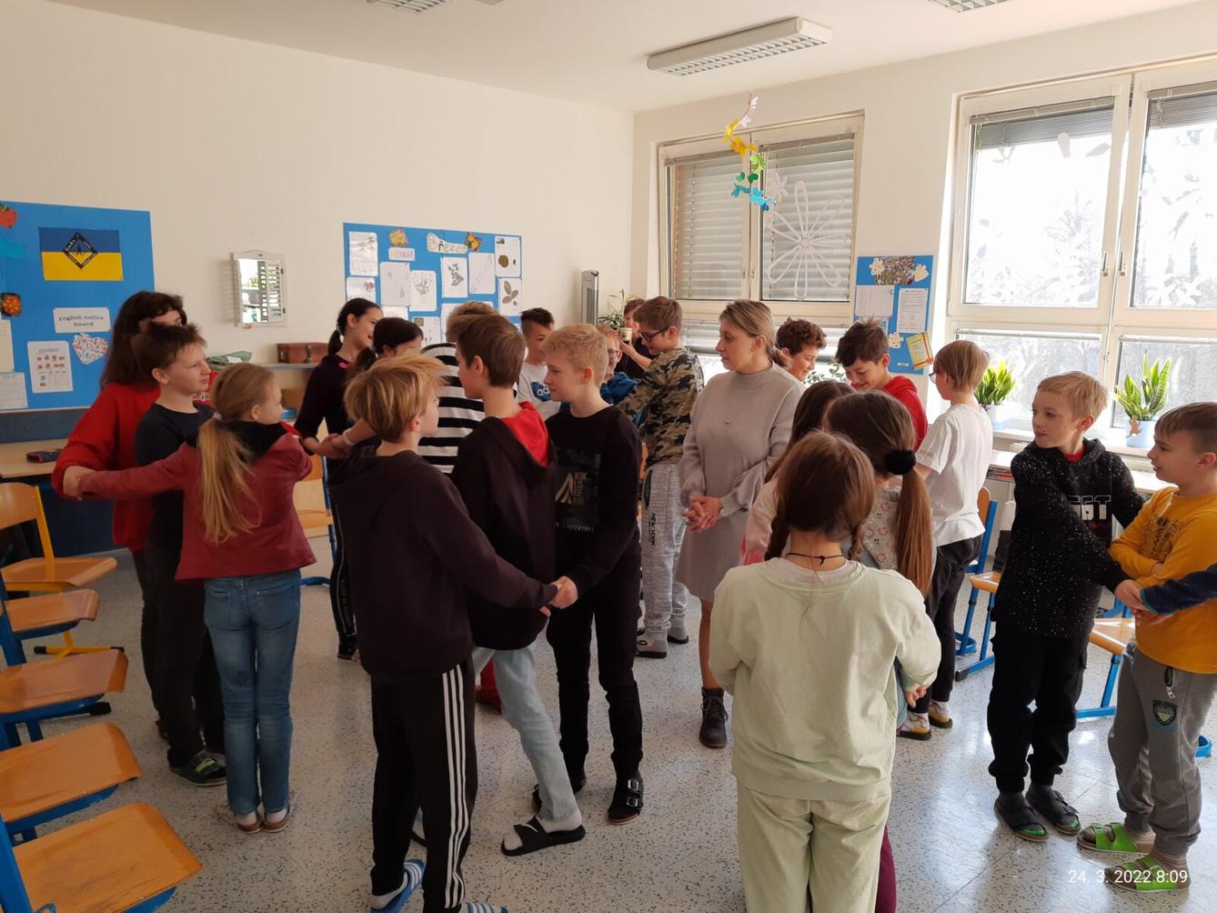 Před tabulí, za tabulí - program v 6. A - 1