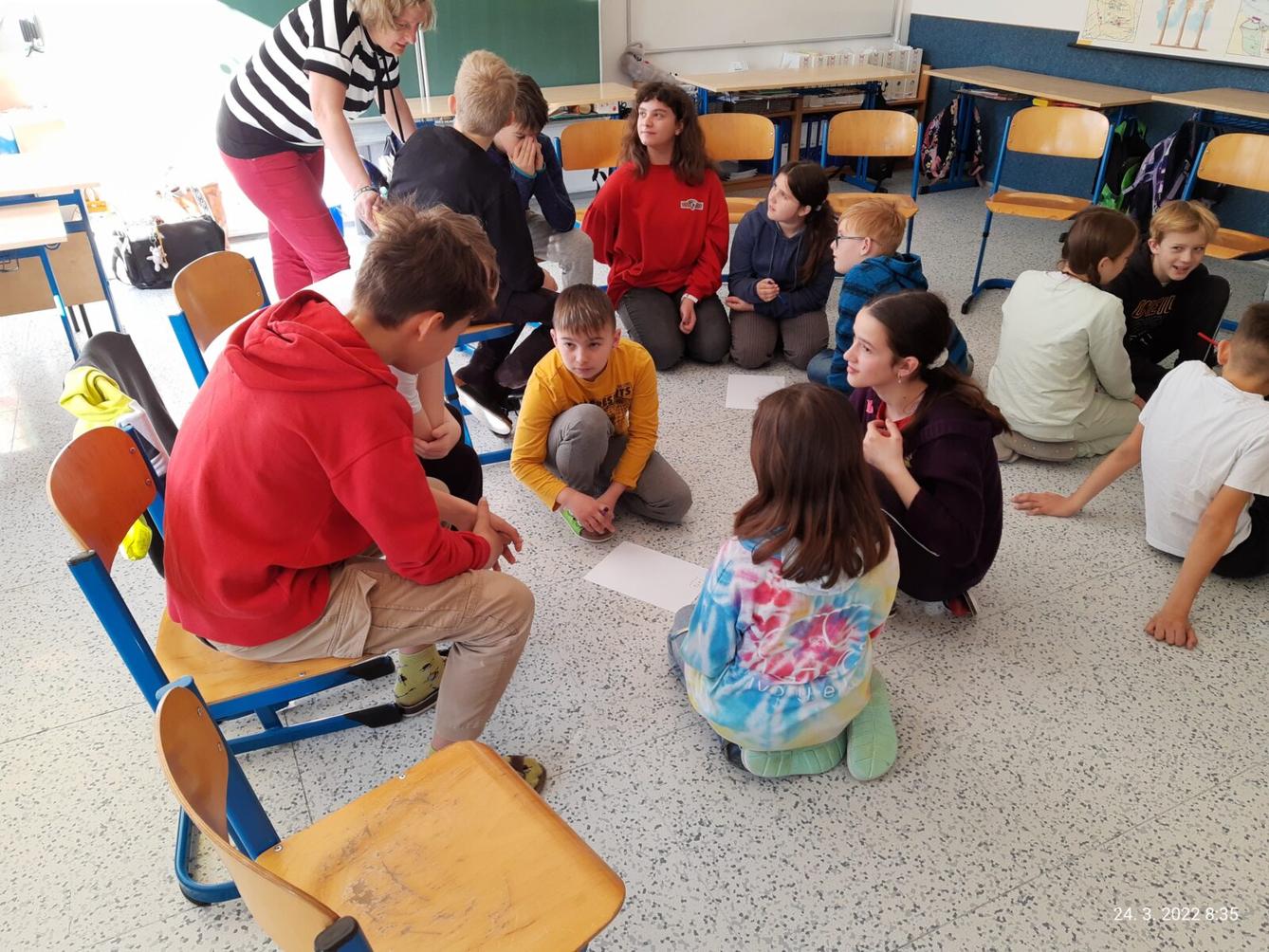 Před tabulí, za tabulí - program v 6. A - 4